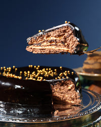 Chocolate Torte: Classic or Mint (9" Round)