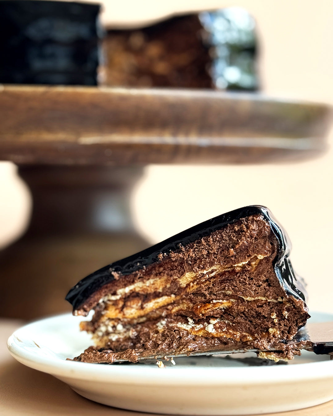 Chocolate Torte: Classic or Mint (9" Round)