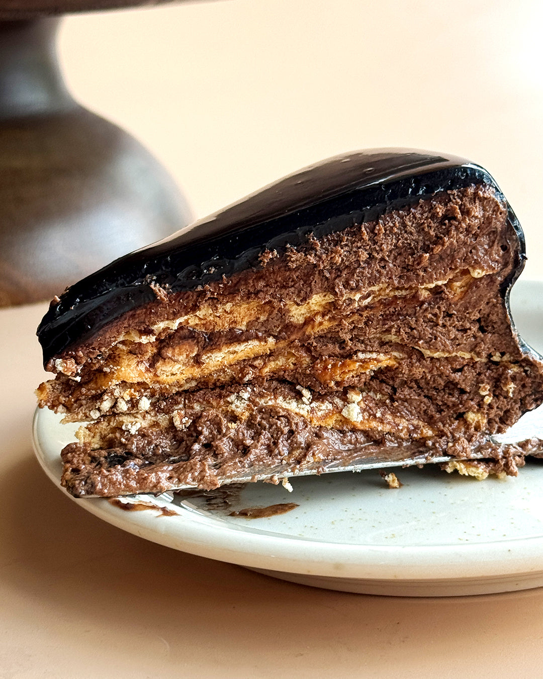 Chocolate Torte: Classic or Mint (9" Round)