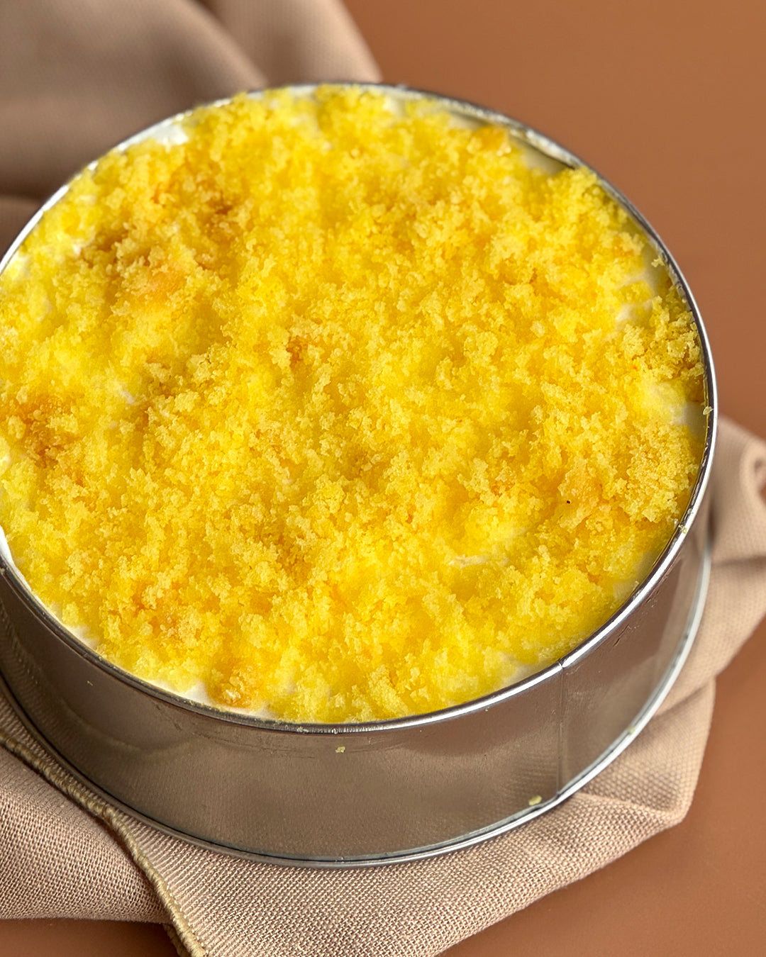 Mango Crumble (5" Cake in Can,  8" Round)