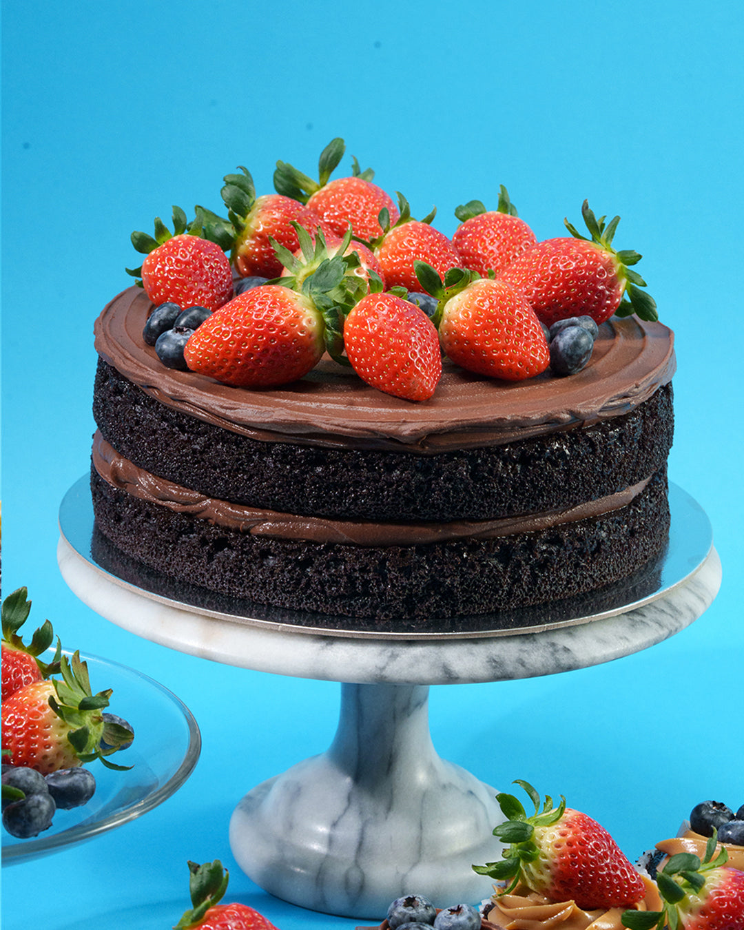 Salted Caramel Berry Bliss (9" Round)