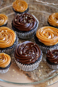 Mixed Cupcake Box or Can: Salted Caramel & Dulce de Leche (Regular or Mini)