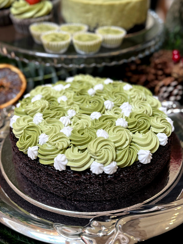 Choco Matcha or Matcha Bloom Cake (8" Round)
