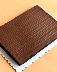 Chocolate Sheet Cake: Salted Caramel or Dulce de Leche (10"x14" Rectangular)