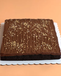 Chocolate Sheet Cake: Salted Caramel or Dulce de Leche (10"x14" Rectangular)