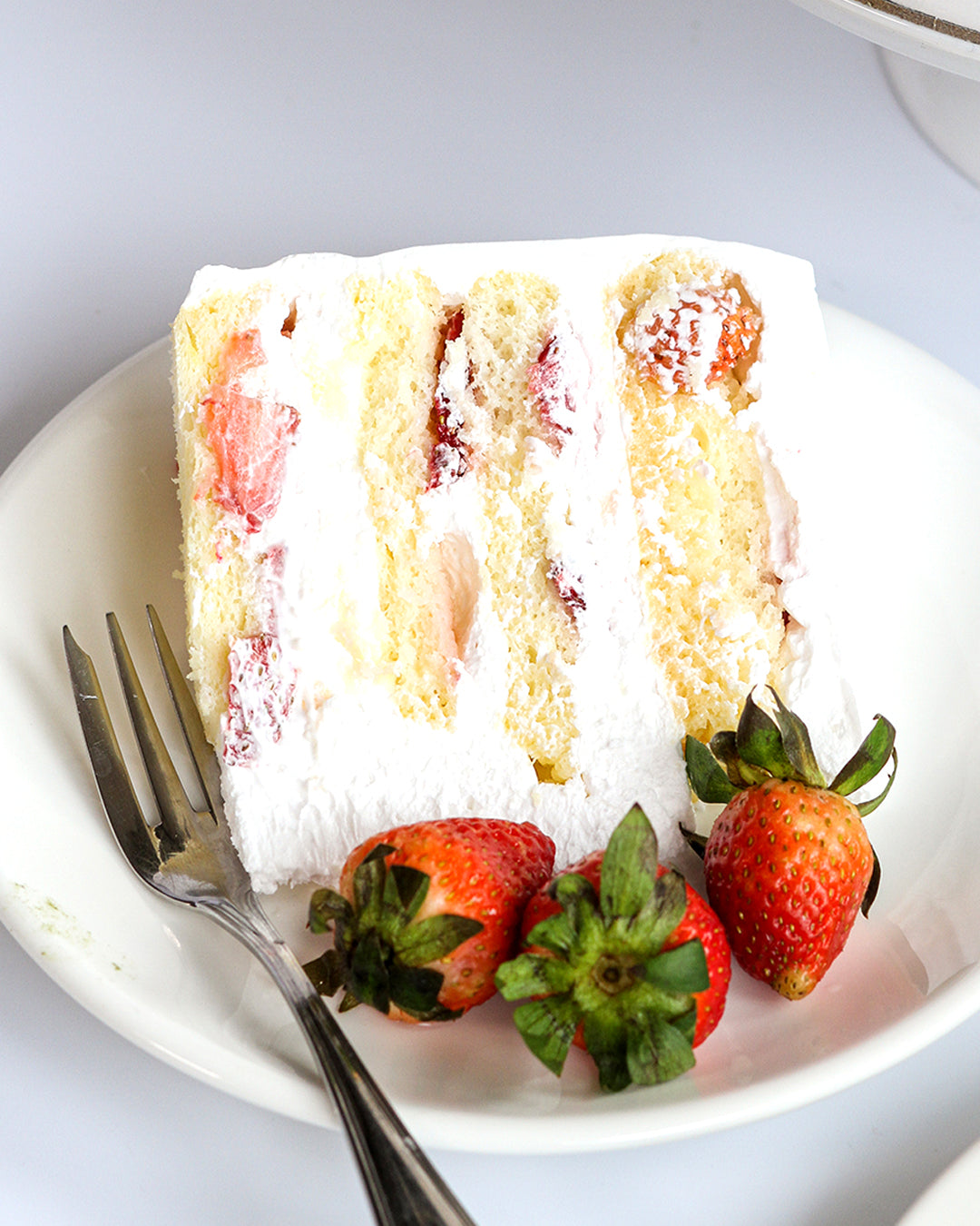 Strawberry Shortcake  (3-Layer Cake, 8" Round)