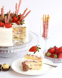 Strawberry Shortcake  (3-Layer Cake, 8" Round)