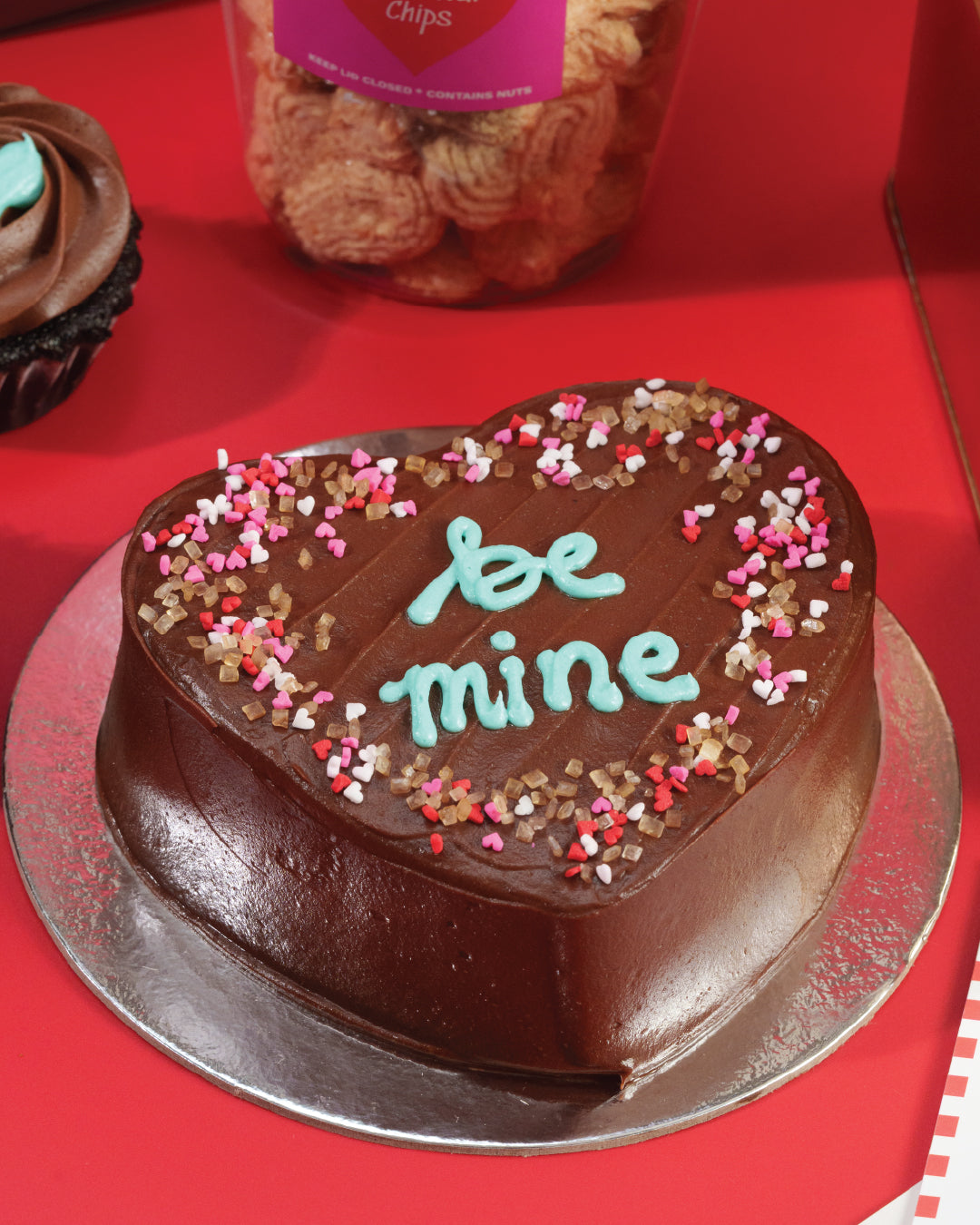 LOVE XOXO Cakes (2-Layer Cake, 6" Heart)