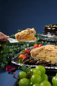 Peach Apple Crumble (8" Round)